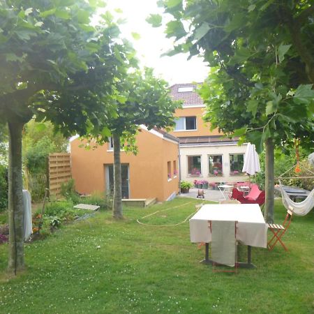 Beatrice'S Gardens Bed & Breakfast Nivelles Exterior photo