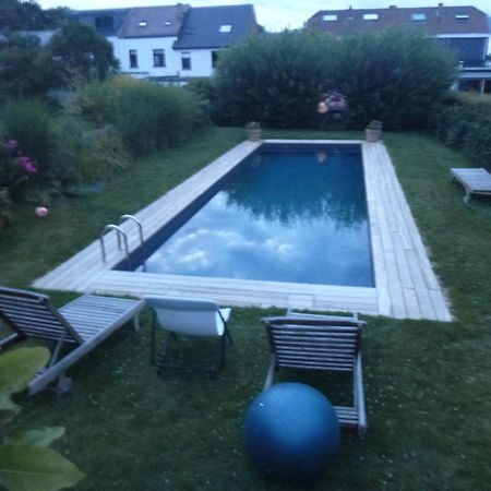 Beatrice'S Gardens Bed & Breakfast Nivelles Exterior photo