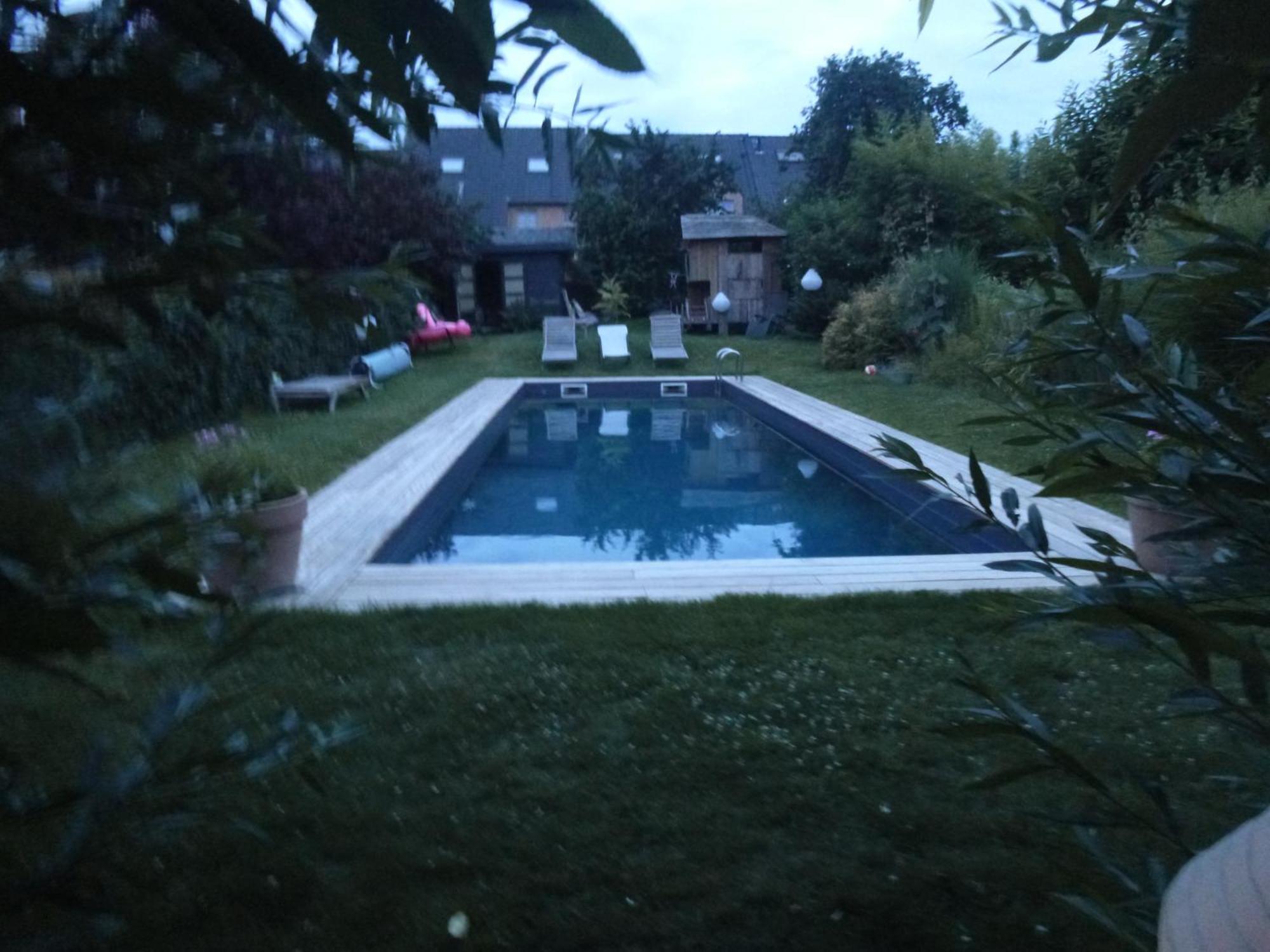 Beatrice'S Gardens Bed & Breakfast Nivelles Exterior photo
